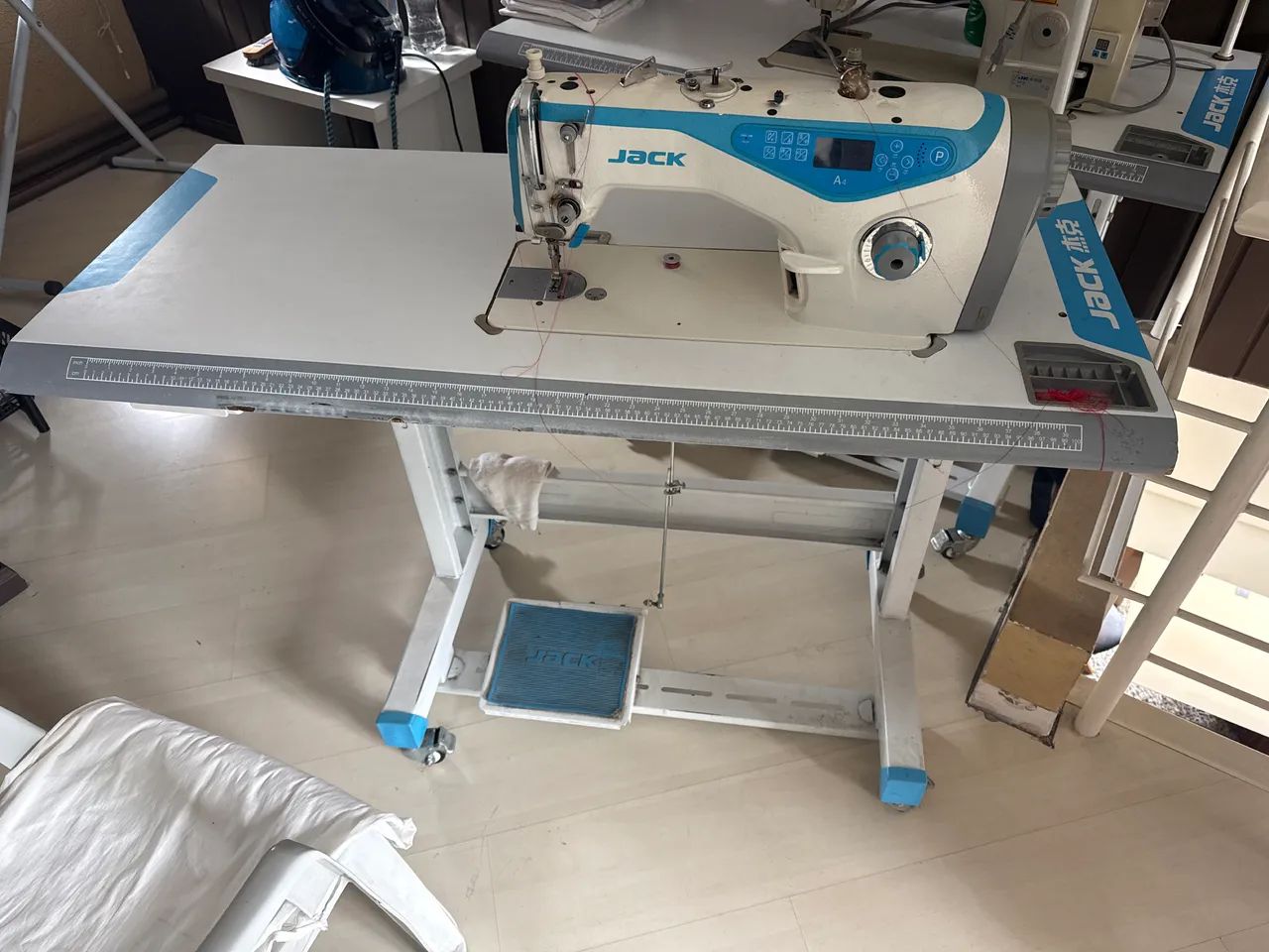 Máquina jack A4 - Reta 
