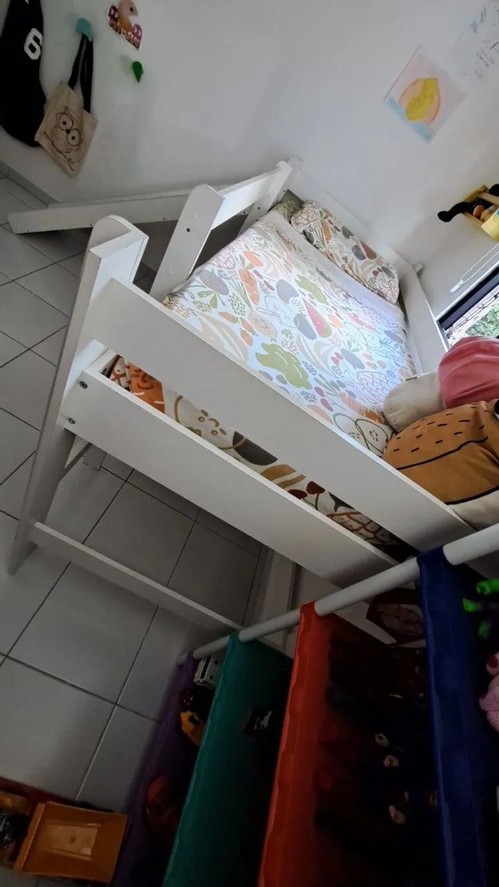 Cama Infantil Elevada com Escorregador - Branca - Foto 5