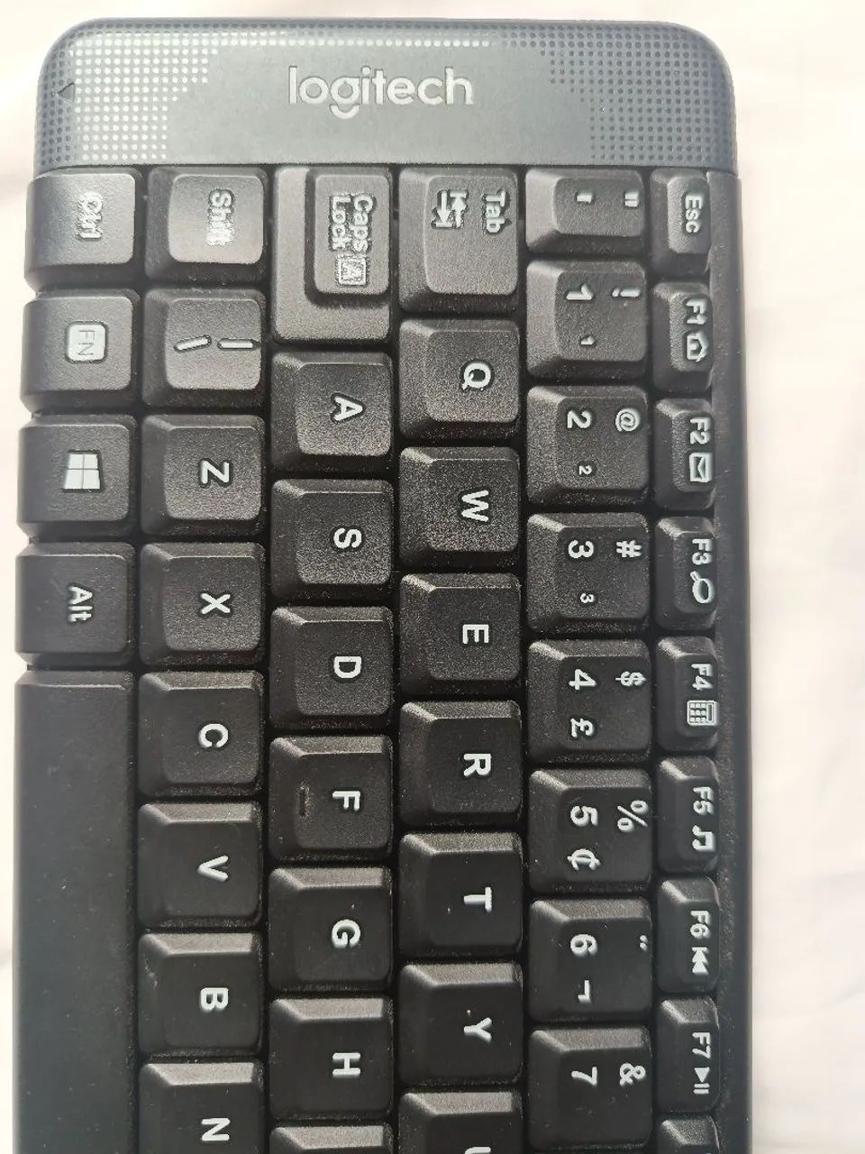 Teclado Mouse Bluetooth Semi novo - Foto 5