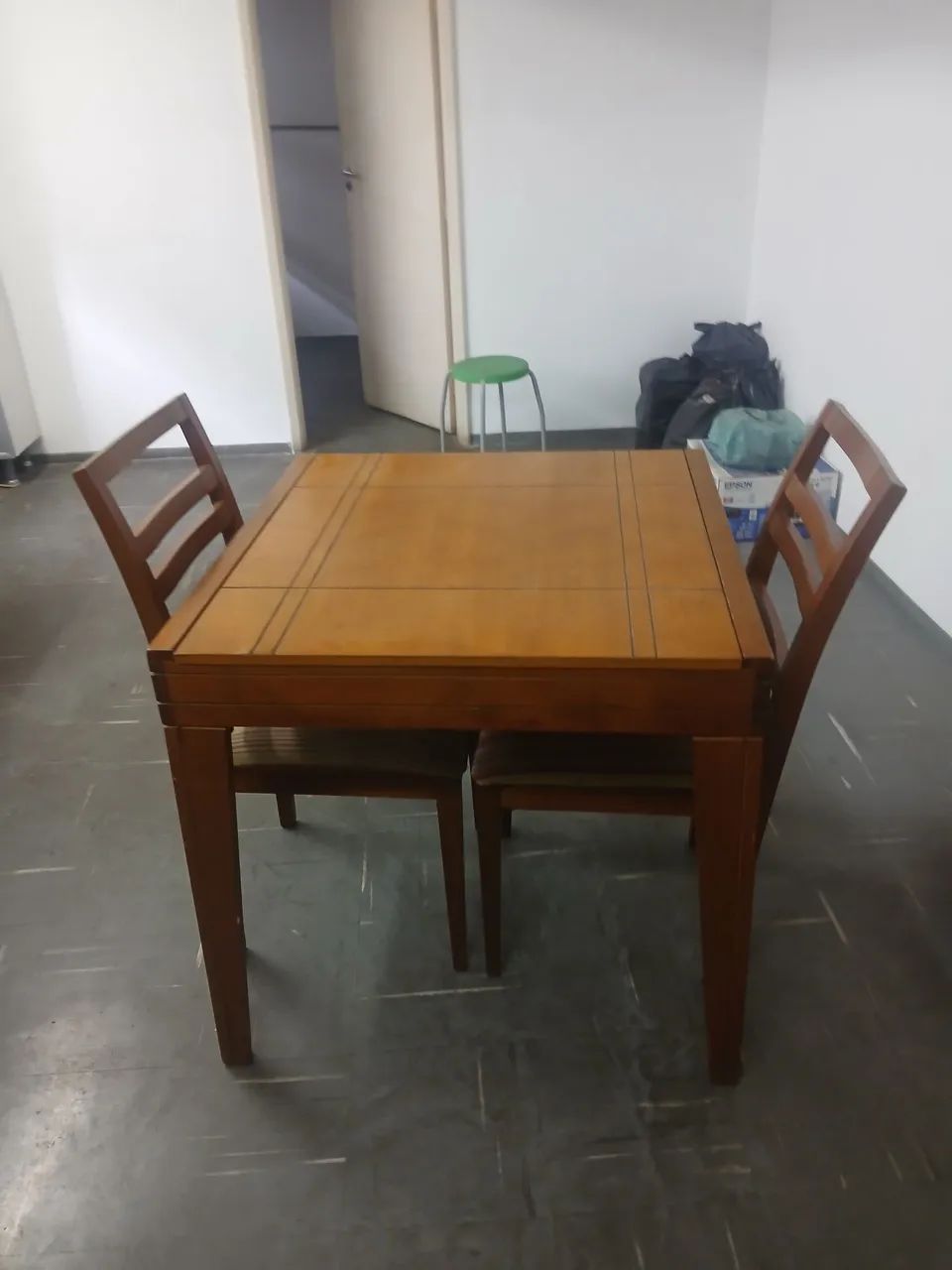 Messa de madeira com 2 cadeiras meu zap *  - Foto 2