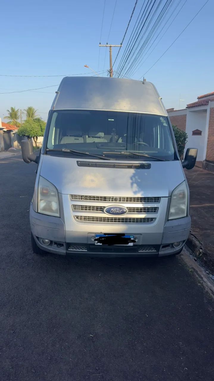 Ford Transit TRANSIT Furgão 2.2 TDCI Longa Diesel 2013