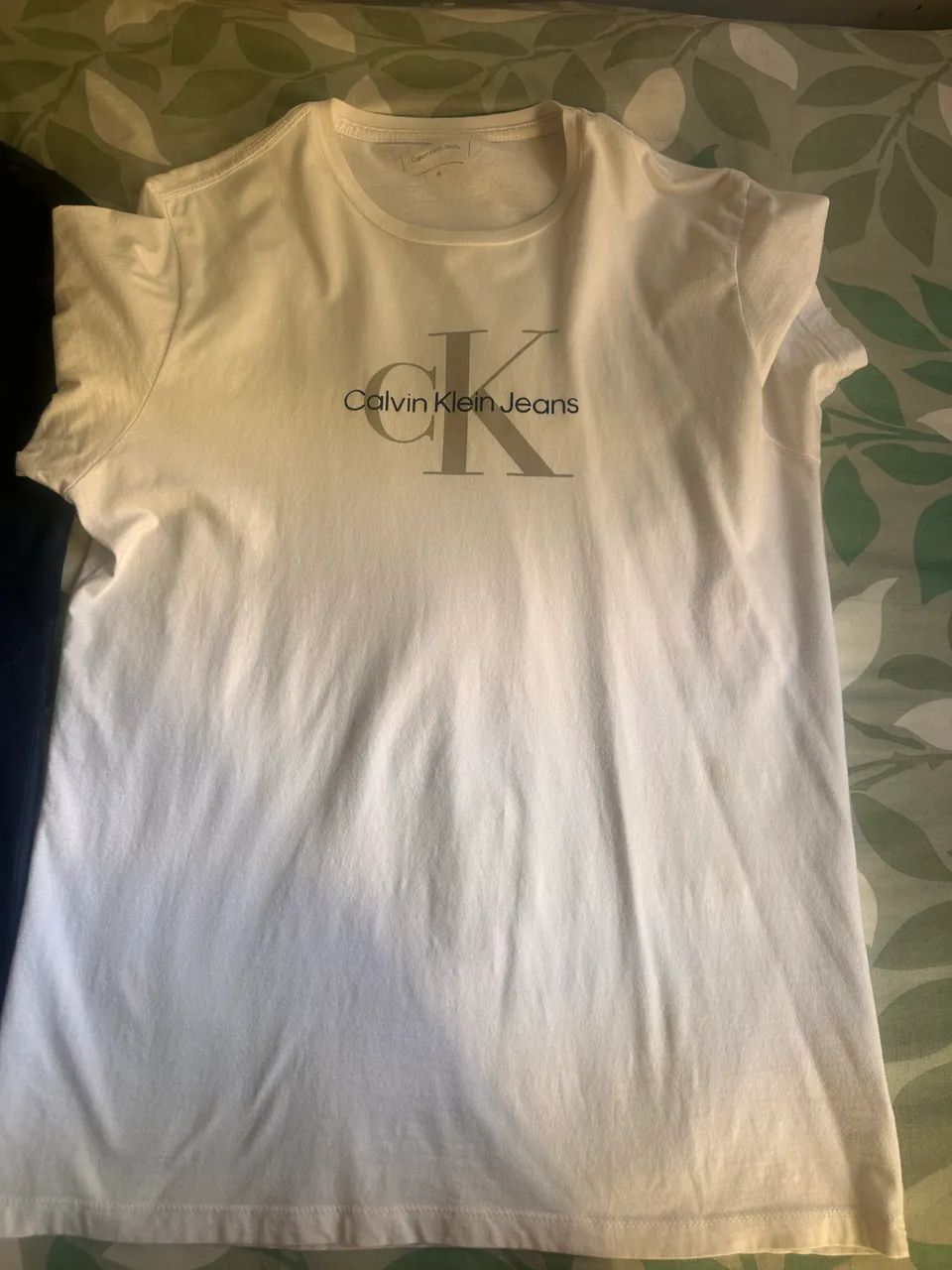 Camisas Zara e Calvin Klein - Foto 3