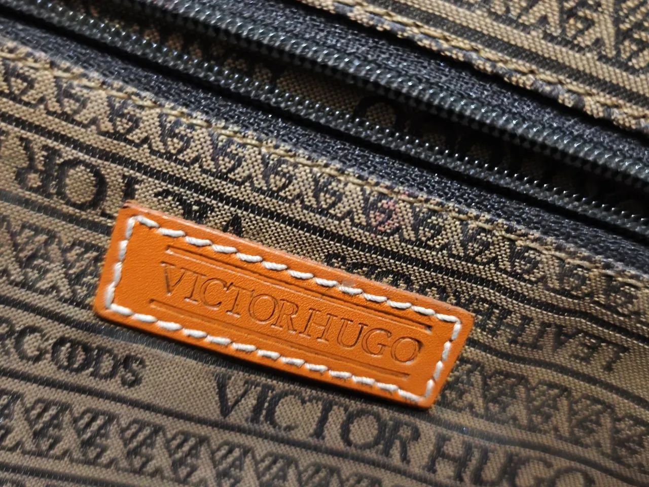 Bolsa baú vintage Victor hugo - Foto 2