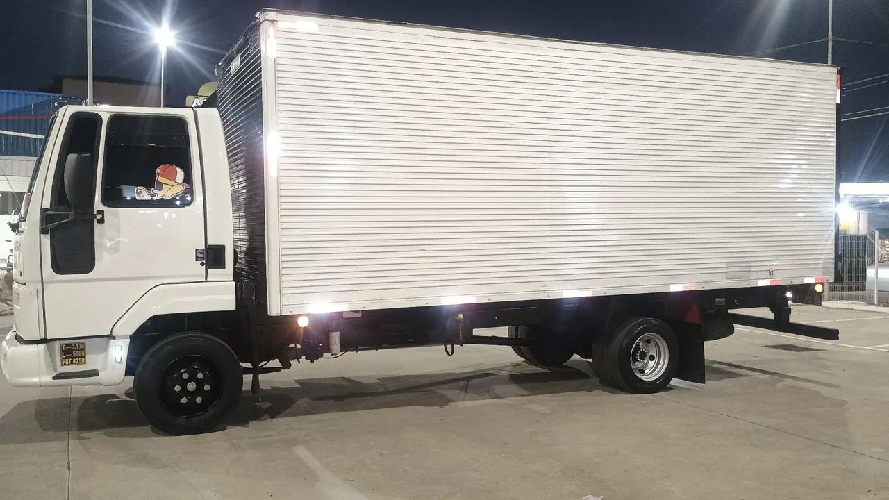 Ford cargo 815e extra 2011 - Foto 2
