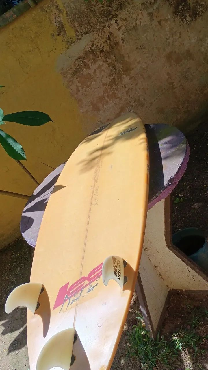 Prancha de surf já com quilhas - Foto 2