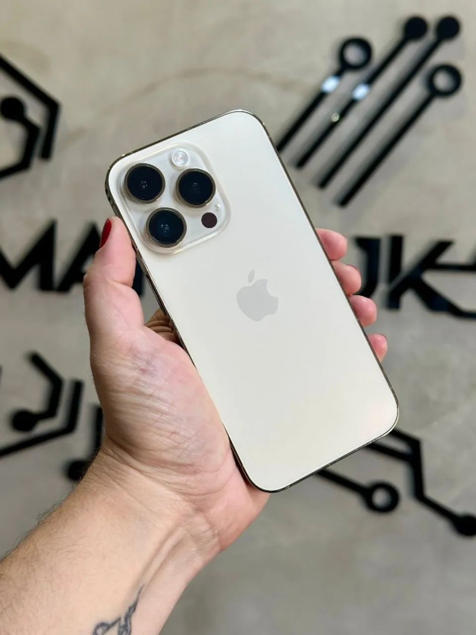 iPhone 14 Pro Gold - 256GB (nota + garantia)