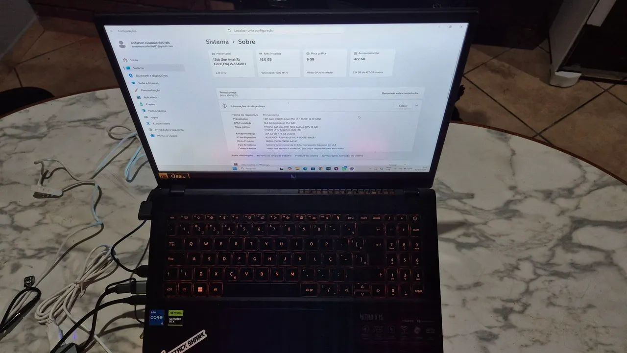ACER NITRO V15 COM WINDOWS 16GB DE RAM/ INTEL I5