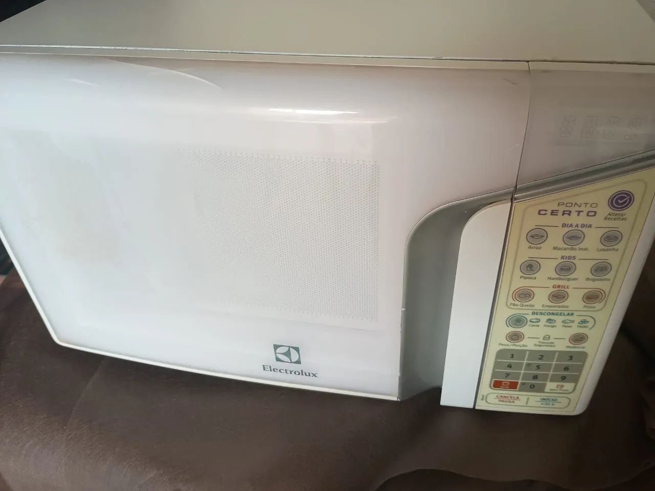 Micro-ondas 31 Litros 