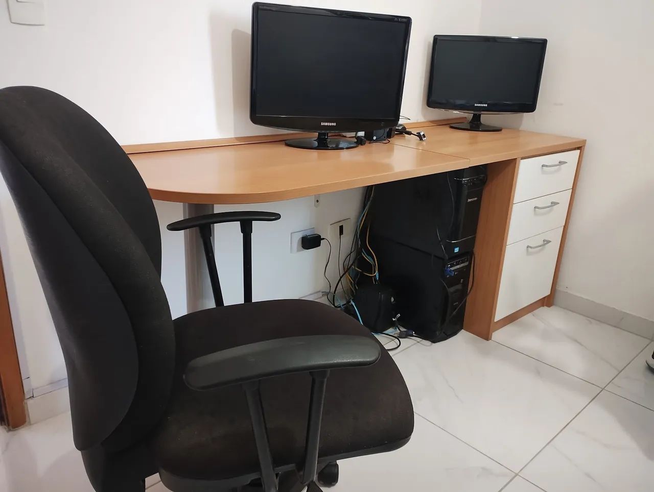Mesa de escritório excelente estado  - Foto 2