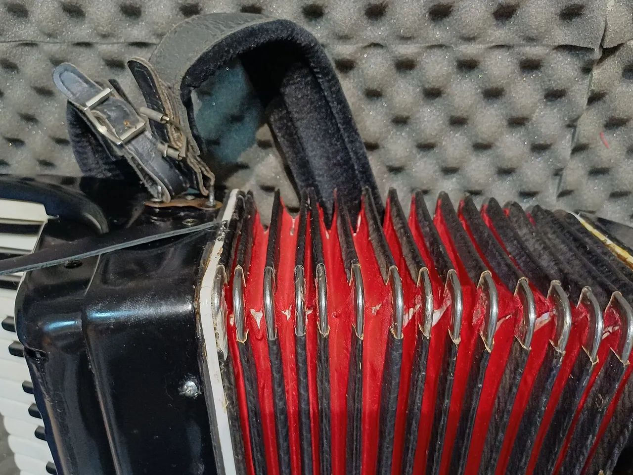 Acordeon scandalli de 120 baixos afinada.  - Foto 4
