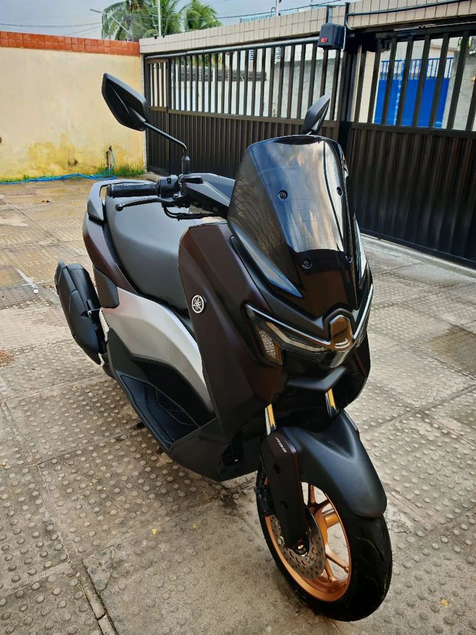 YAMAHA NMAX CONNECTED 160 PRETA  - Foto 4