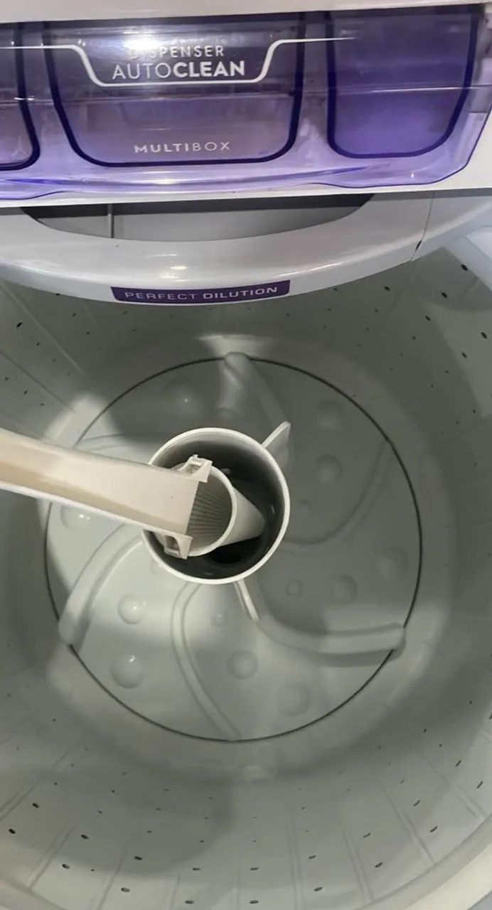MAQUINA DE LAVAR ELECTROLUX 16 KG TURBO AGITAÇÃO (OTIMO ESTADO) - Foto 3