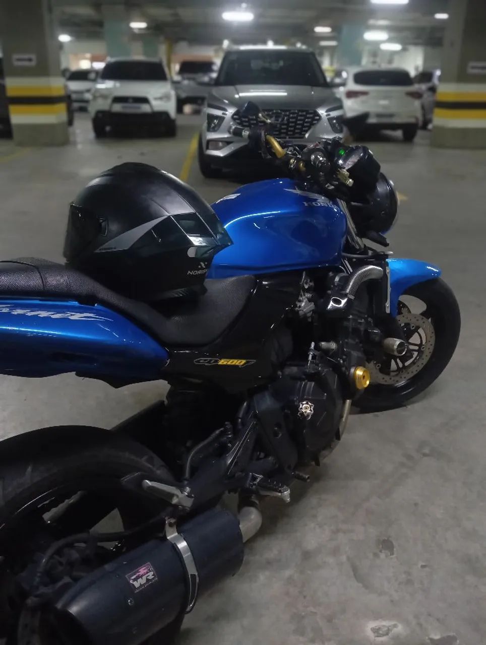 Hornet 600 - Foto 2