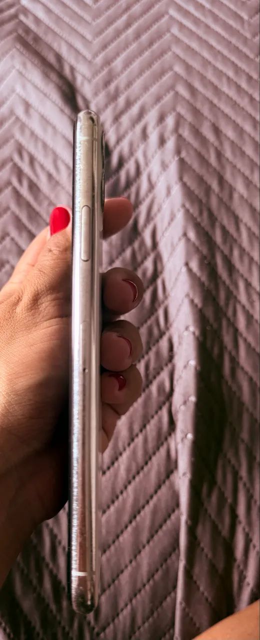 iPhone 11 pro Max em perfeito estado - Foto 3