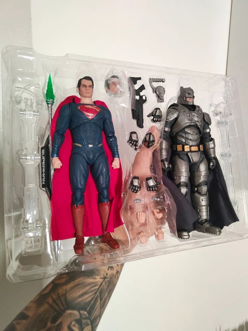 FondJoy 2 Pack Batman vs Superman - Ben Affleck Henry Cavill (Original) - Foto 2