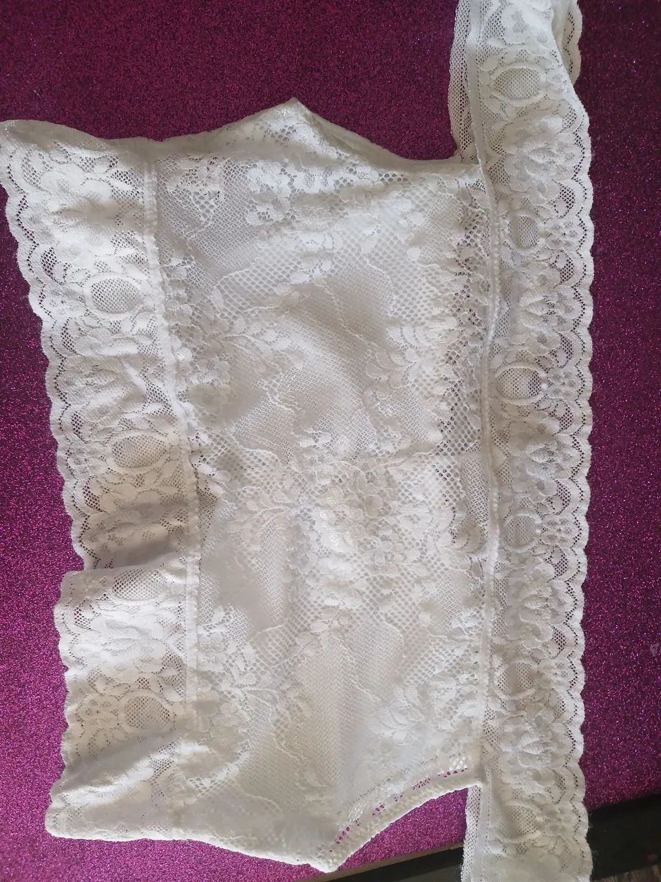 Cropped de renda branca Demillus  - Foto 2