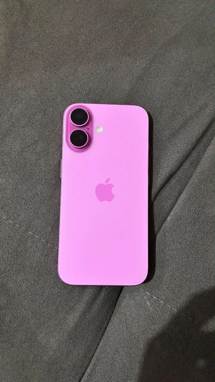 iPhone 16