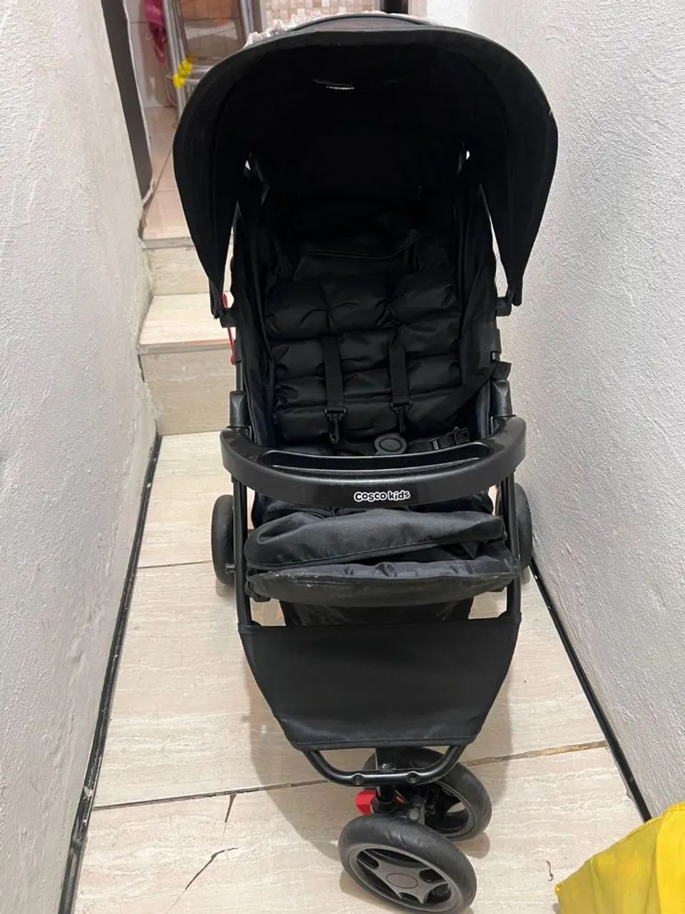Carrinho de bebê e bebê conforto  - Foto 3