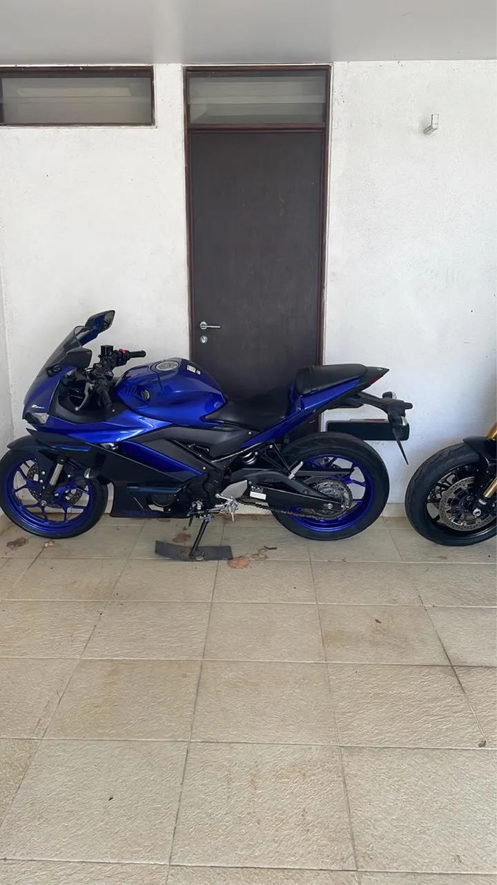 Yamaha R3 - Foto 3