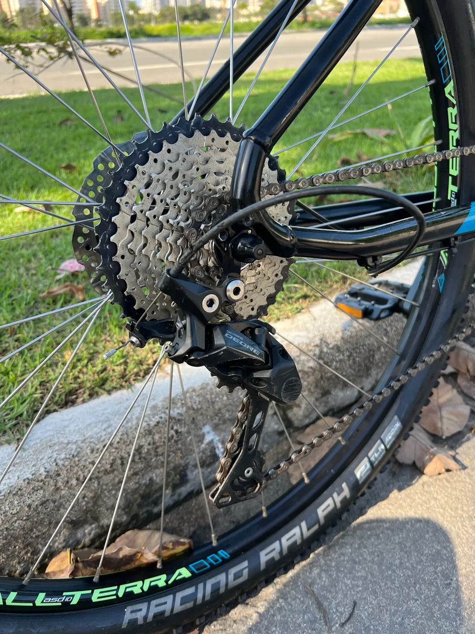 GT Avalanche aro 29 - MTB  - Foto 4