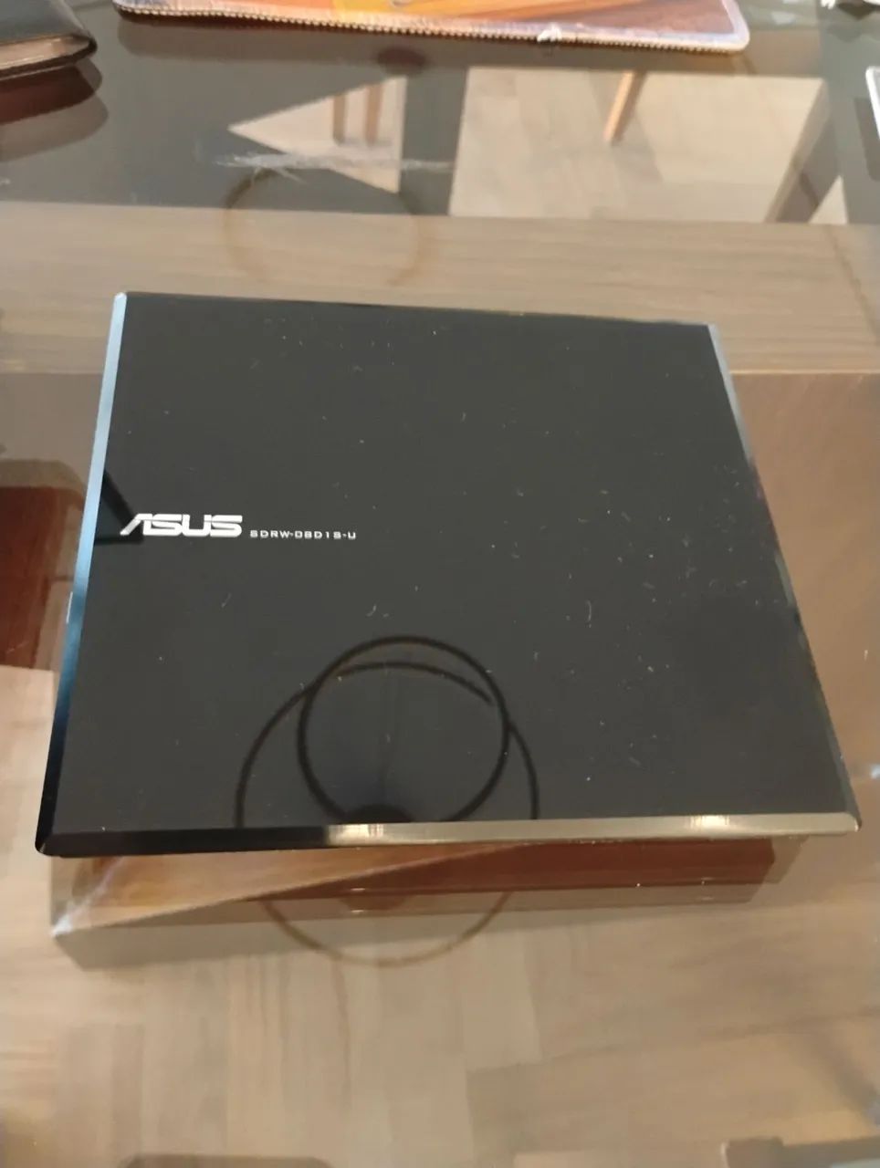 Leitor e gravador de DVD e CD externo Asus