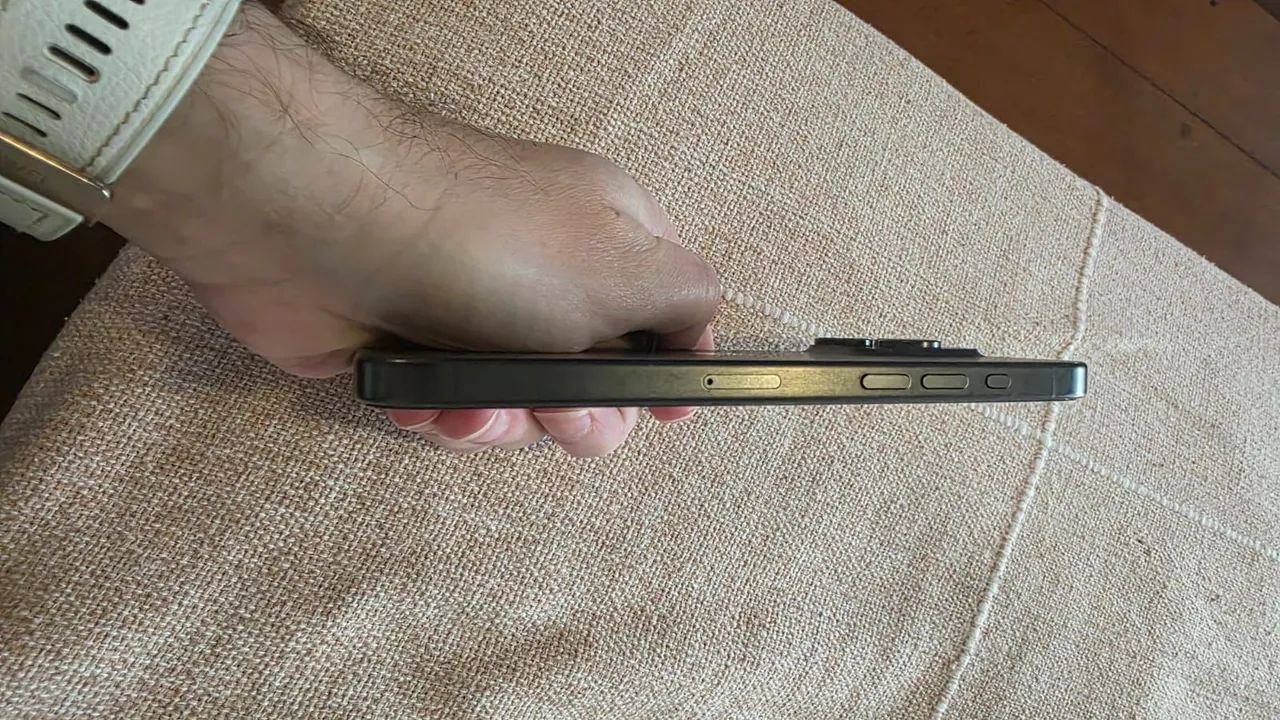 iPhone Pro Max - Preto - 256 sem nenhuma marca, cabo original  - Foto 5