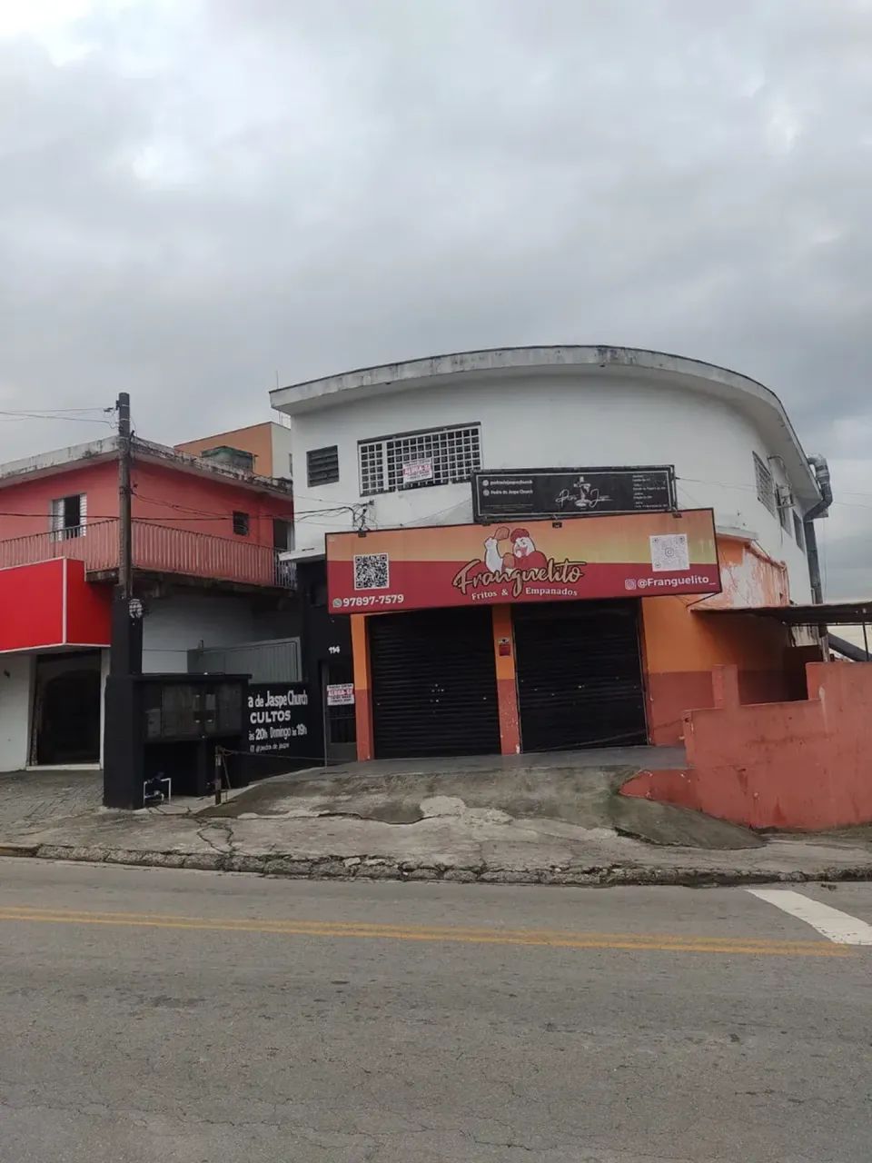 SALA COMERCIAL DE 30M² PARA ALUGAR EM TABOÃO DA SERRA. - Foto 2