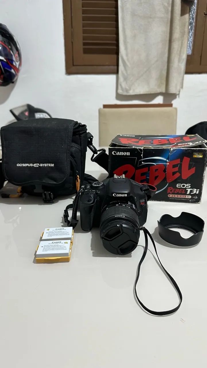 CANON EOS T3i