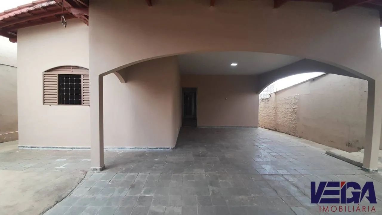 Casa 03 quartos para aluguel na Vila Regina - Foto 2