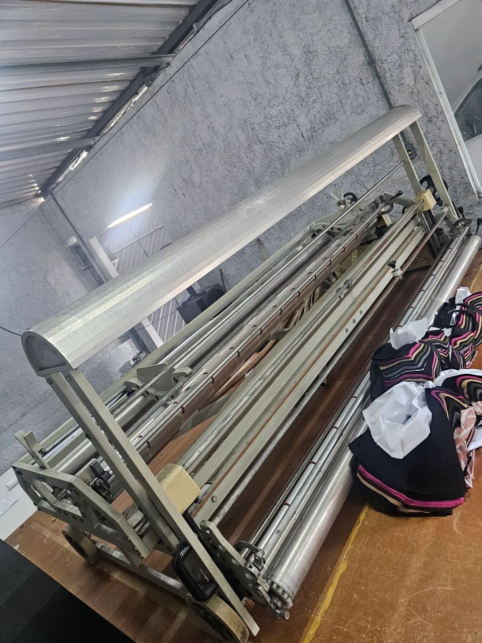 Enfestadeira zusper , mesa e talhadeira 