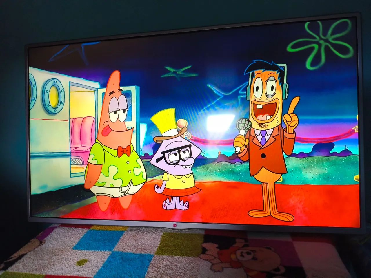 TV Digital LG 42 Polegadas LED + Aparelho Smart Fire Stik C/Comando de Voz  - Foto 4