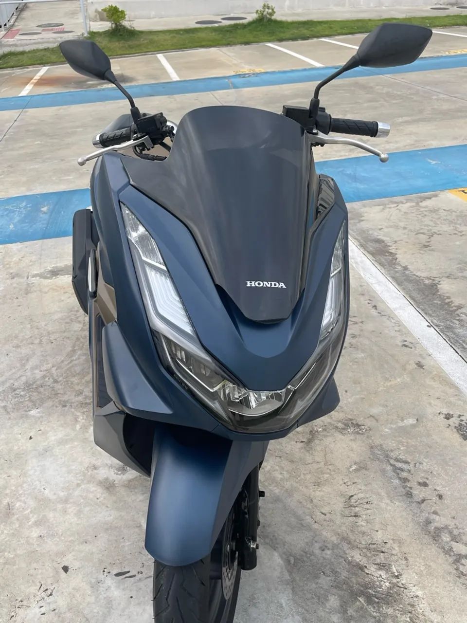 Pcx  dlx 2024  - Foto 5