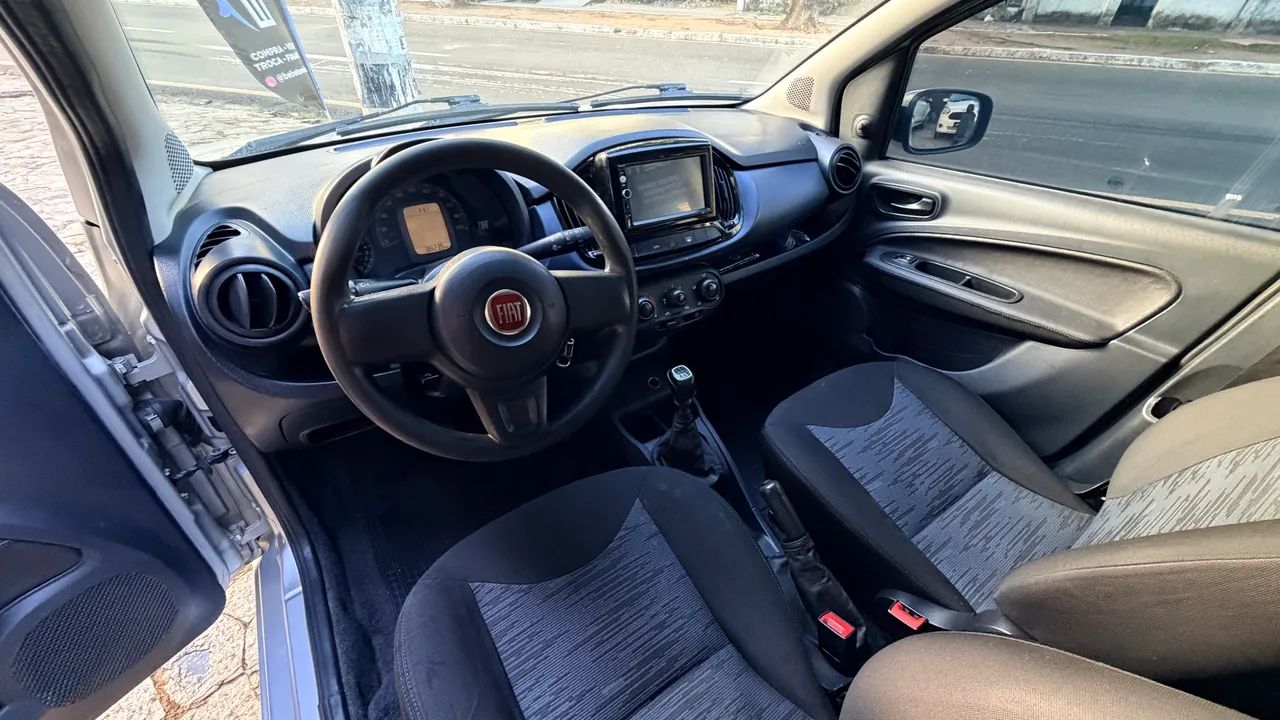 Fiat Uno Drive 1.0 Flex 6V 5P 2018 - Foto 4