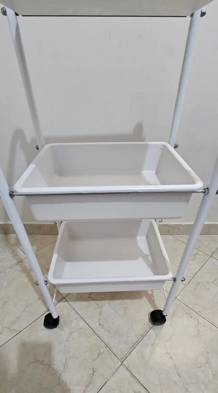 Carrinho auxiliar 2 bandejas 1 prateleira - Foto 2