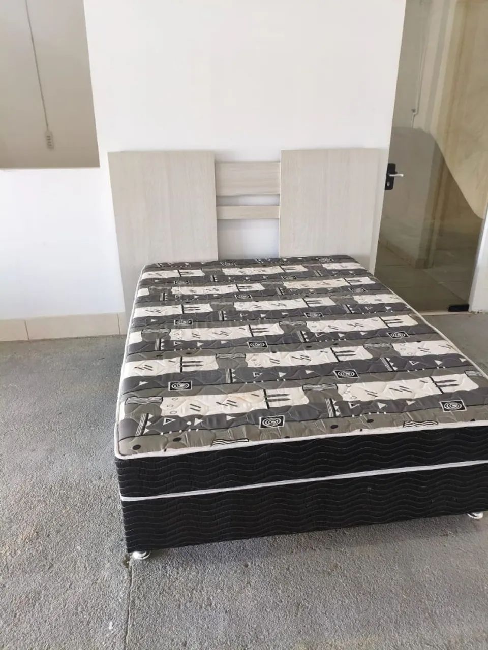 Cama box casal com cabeceira