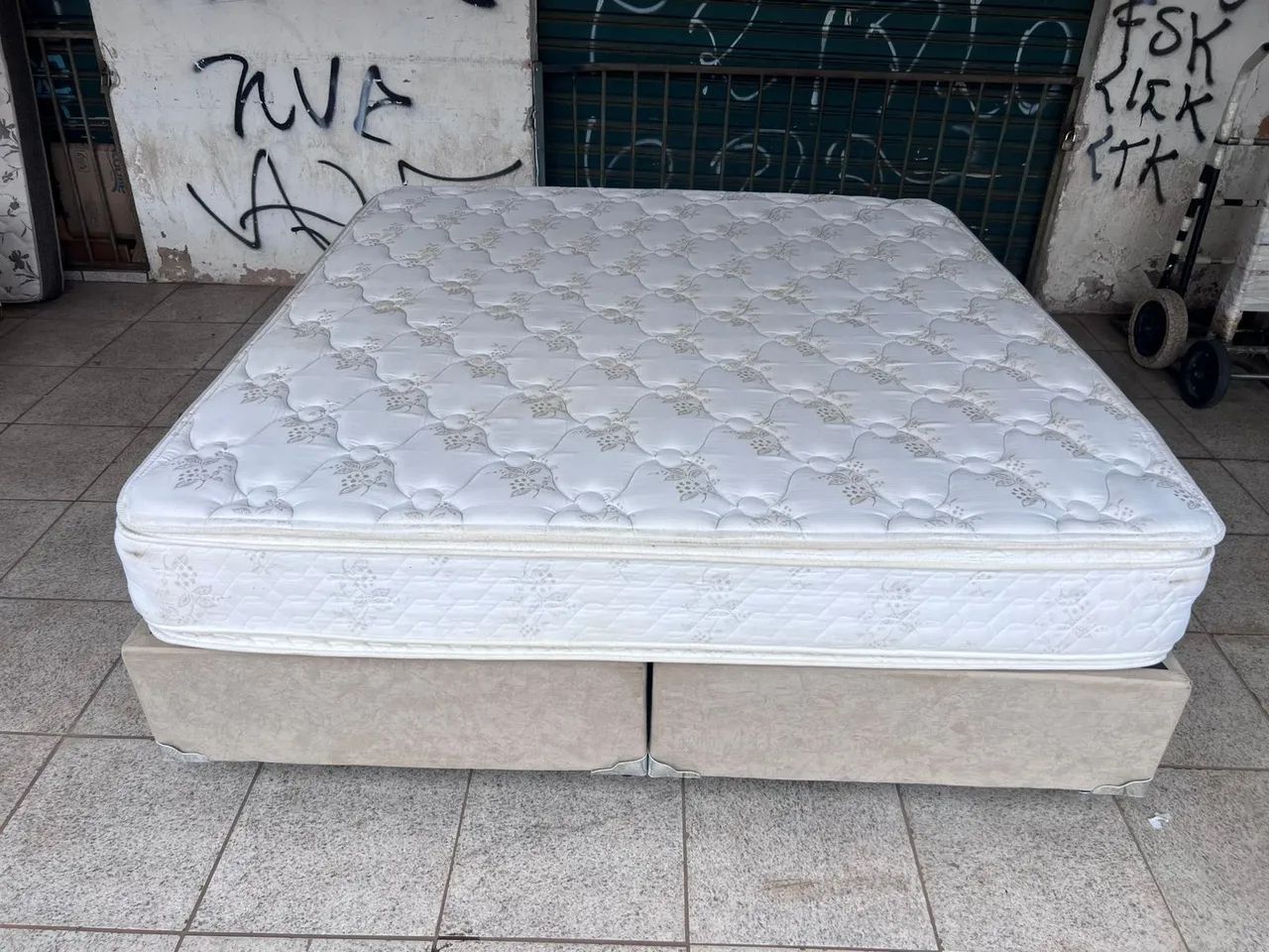 Cama box super king size Colchão molas ensacandas bambú  - Foto 3