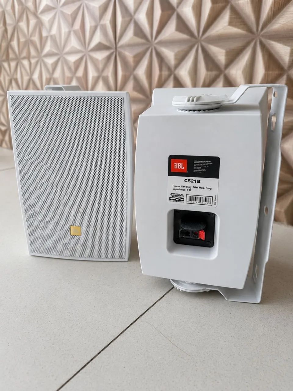 Caixa de som JBL C521B  perfeito estado 