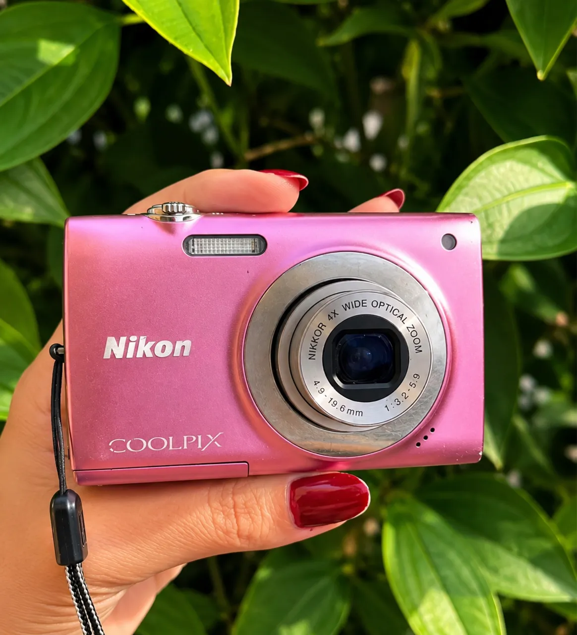 Câmera Digital Nikon Coolpix L28 - Câmeras e Filmadoras