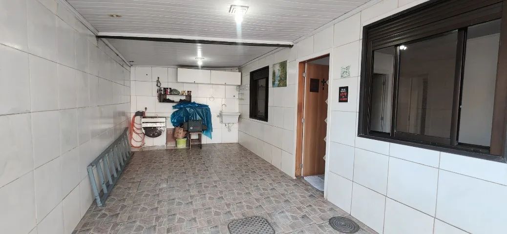 Casa com 2 Quartos Reformada e com armários - Foto 2