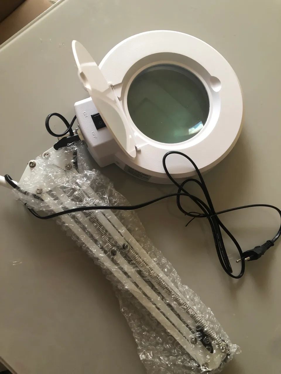 Lupa luminária de mesa - Foto 2