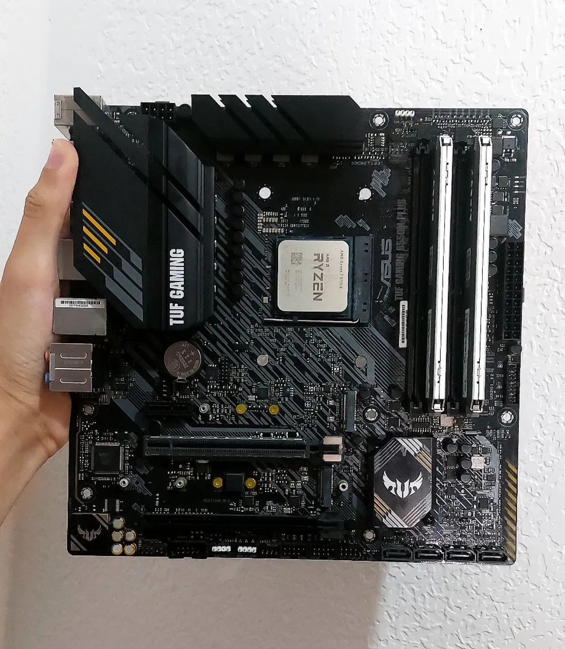 Kit Ryzen 5700X + B550M Steel Legend + 16GB 3600mhz - Peças de
