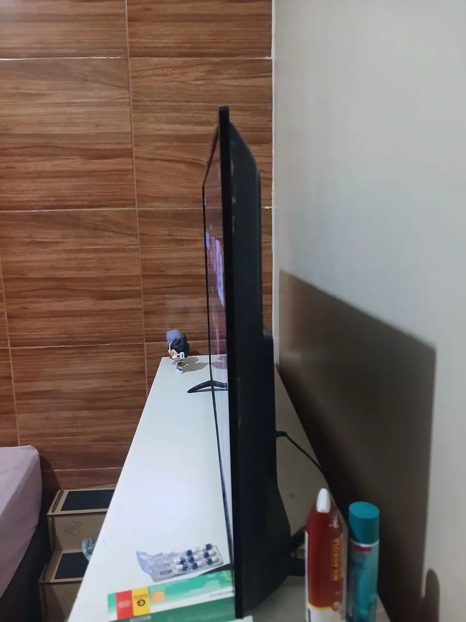 Vendo TV smart roku em perfeito estado.