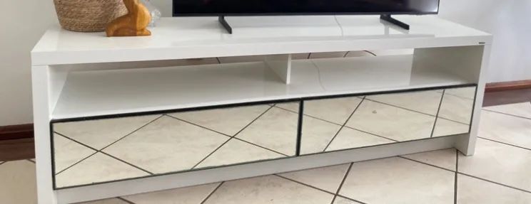 Rack Branco com Espelhado - 1,80m x 0,45m