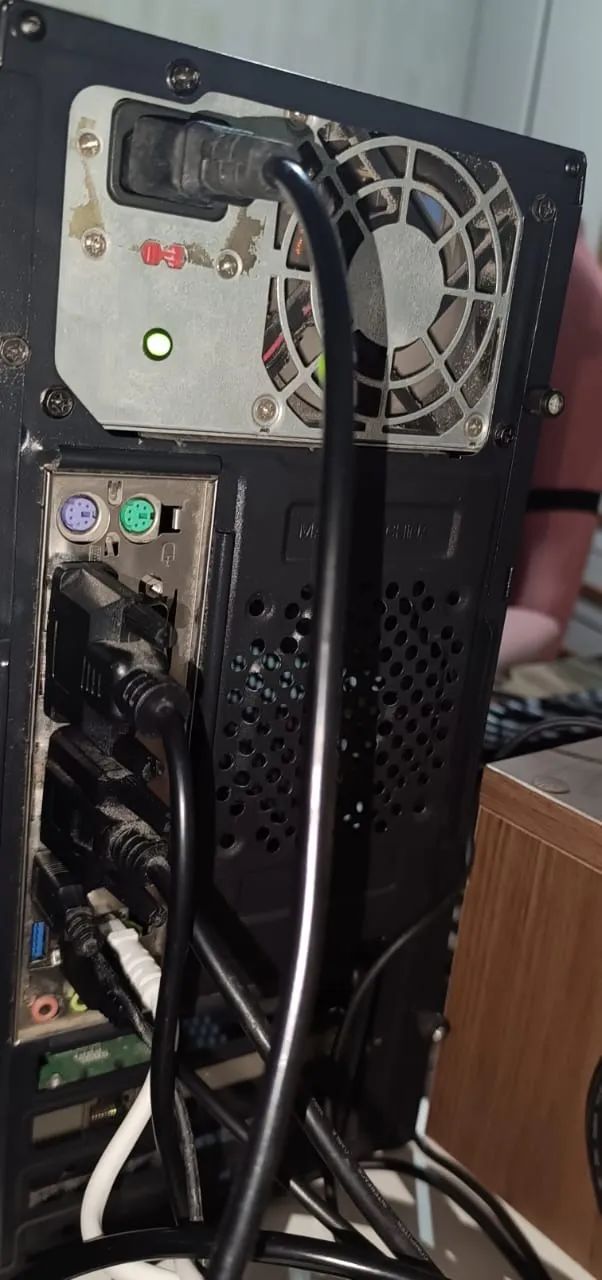 Computador Desktop Intel Core i5 8 GB RAM 500 GB Windows 11  Bom para trabalho e estudo - Foto 3