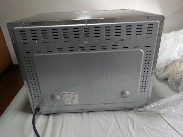 Forno elétrico de bancada Electrolux FX54T - Foto 4