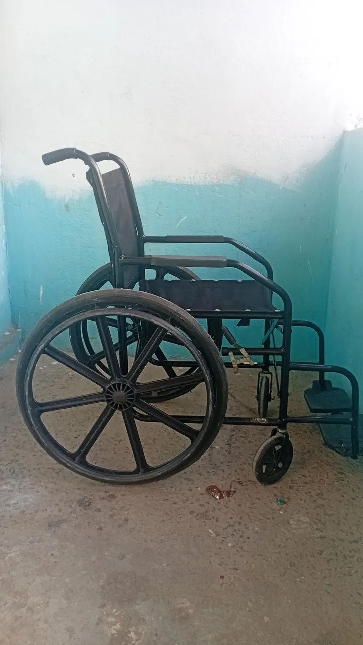 Cadeira de rodas - Foto 5