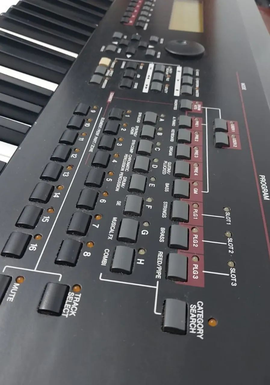 TECLADO YAMAHA S90ES  - Foto 3