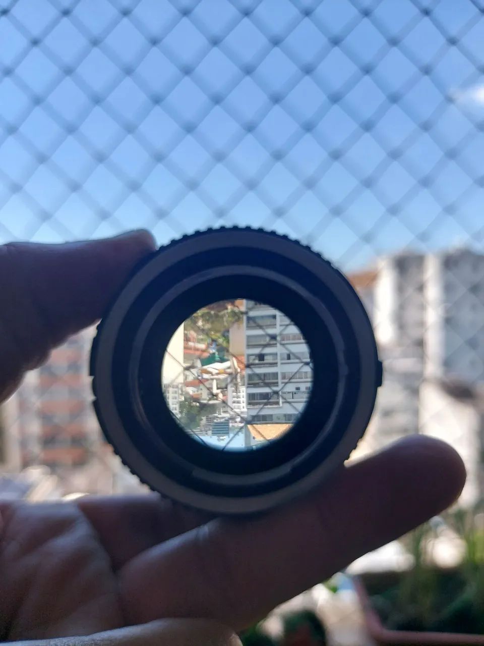 Câmera Minolta SRT 102 funcionando e com vários itens acompanhando.  - Foto 5