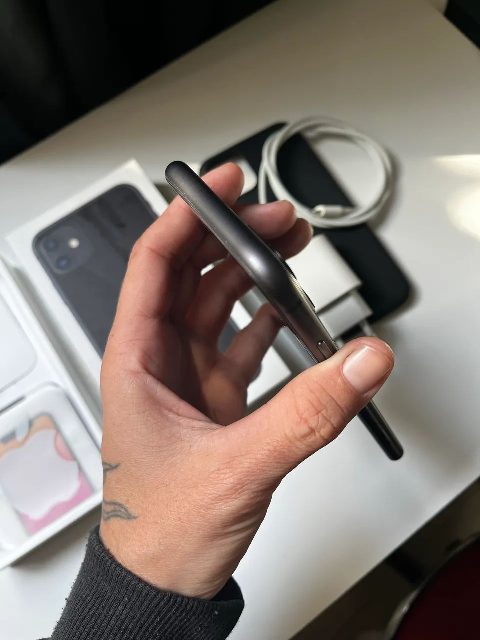 iPhone 11 64GB Impecável c/ Caixa e Carregador Apple  - Foto 5