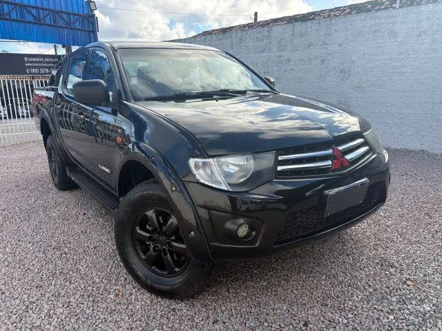 Mitsubishi L200 L200 Triton GLS 3.2 CD TB Int.Diesel Mec 2013